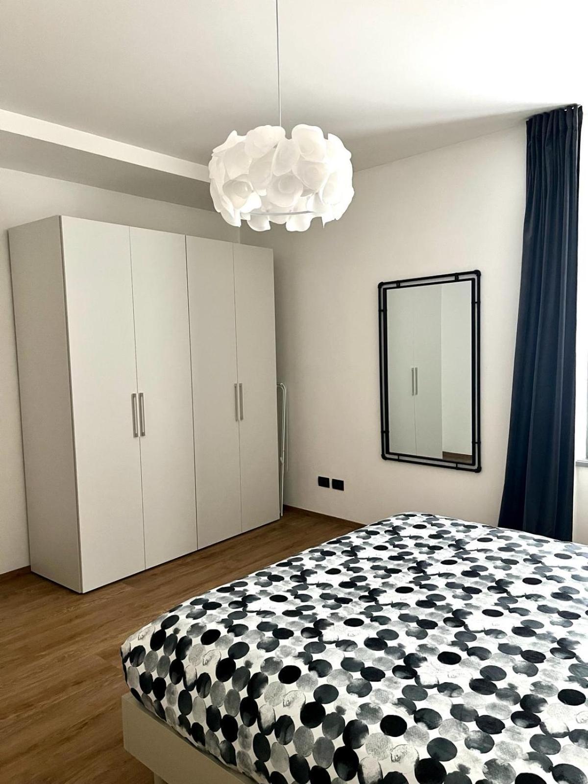 Ophelia Leon Charme&Relax Apartment แบร์กาโม ภายนอก รูปภาพ